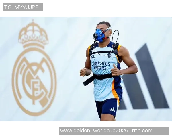 皇马足球训练服的设计理念与功能解析助力球员提升训练效果