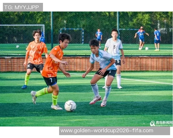 班级足球比赛的激情与团结：一场难忘的青春对决